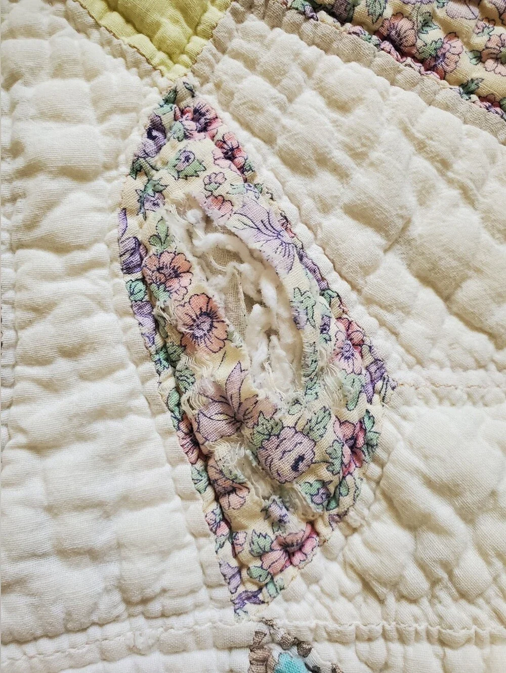 Crinkle Cotton Vintage Handmade Tulip Qulit - Picture 6 of 10